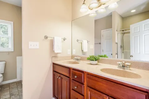 84 Windsor Drive Fishersville VA 22939
