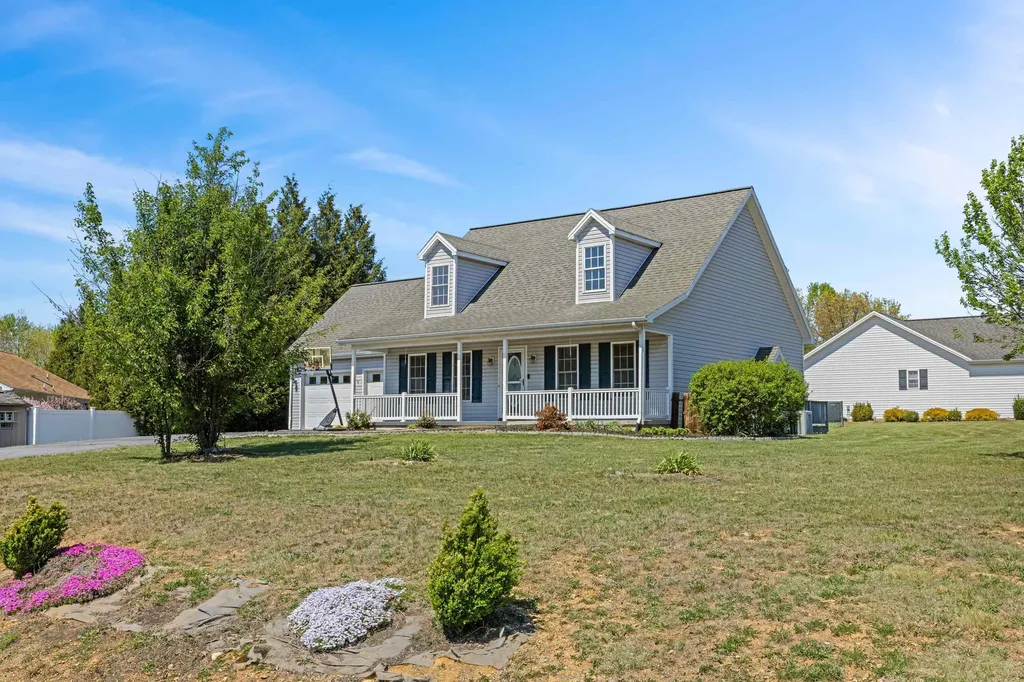 98 Woodside Drive Waynesboro VA 22980