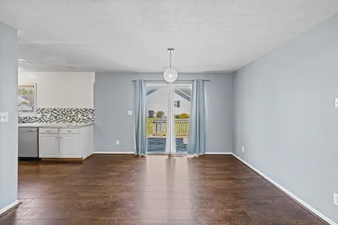 98 Woodside Drive Waynesboro VA 22980
