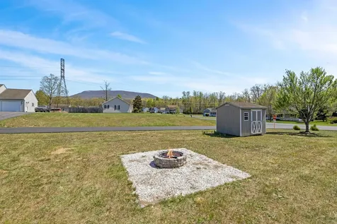 98 Woodside Drive Waynesboro VA 22980