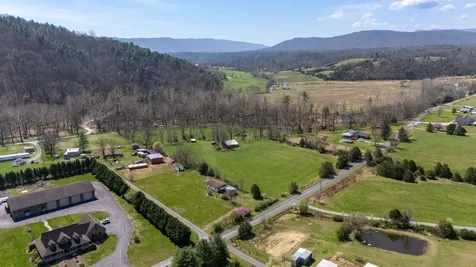 14506 Travis Lane Fulks Run VA 22830