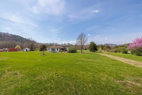 14506 Travis Lane Fulks Run VA 22830