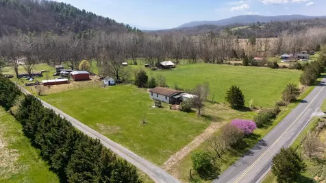 14506 Travis Lane Fulks Run VA 22830