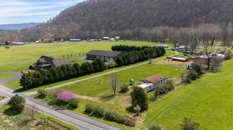 14506 Travis Lane Fulks Run VA 22830