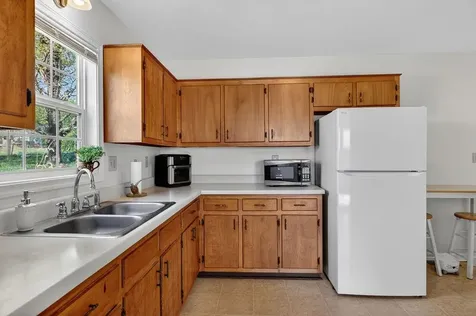 21 Beverley Street Verona VA 24482