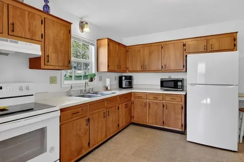 21 Beverley Street Verona VA 24482
