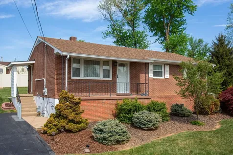 225 Hartman Drive Harrisonburg VA 22802