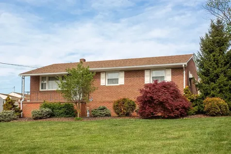 225 Hartman Drive Harrisonburg VA 22802