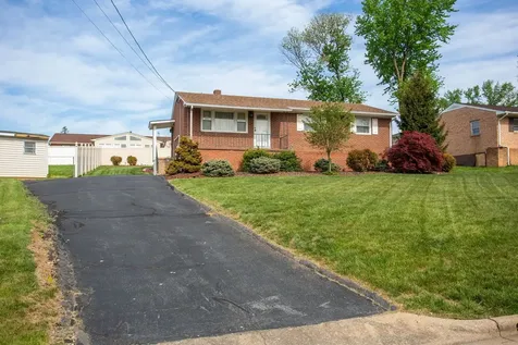 225 Hartman Drive Harrisonburg VA 22802