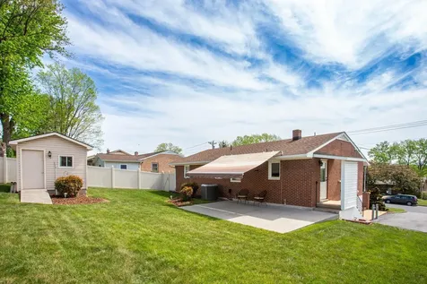 225 Hartman Drive Harrisonburg VA 22802