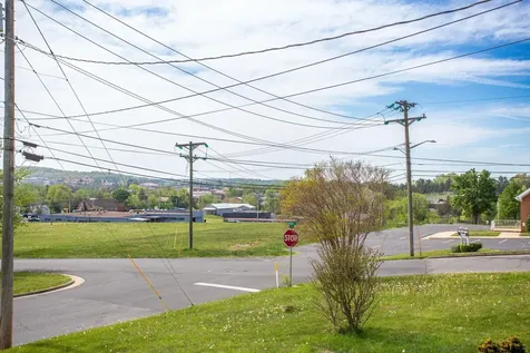 225 Hartman Drive Harrisonburg VA 22802