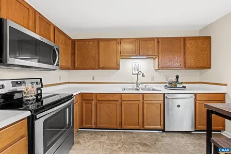 919 Stonehenge Road Charlottesville VA 22901