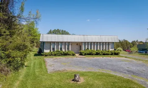 52 Mid Valley Lane Verona VA 24482