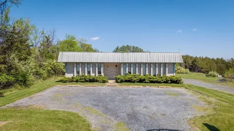 52 Mid Valley Lane Verona VA 24482