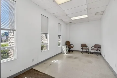52 Mid Valley Lane Verona VA 24482