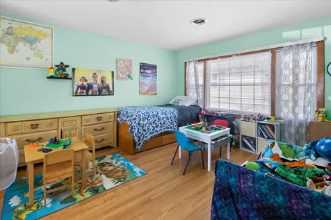 330 Sunset Drive N Broadway VA 22815