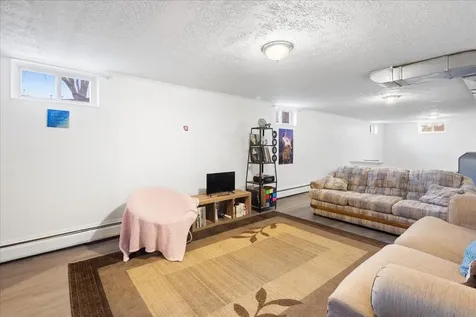 330 Sunset Drive N Broadway VA 22815