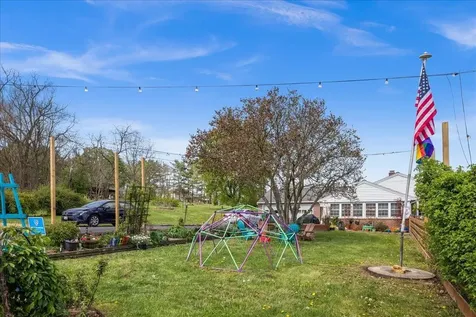330 Sunset Drive N Broadway VA 22815