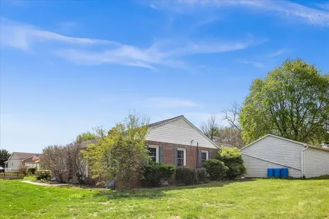 330 Sunset Drive N Broadway VA 22815