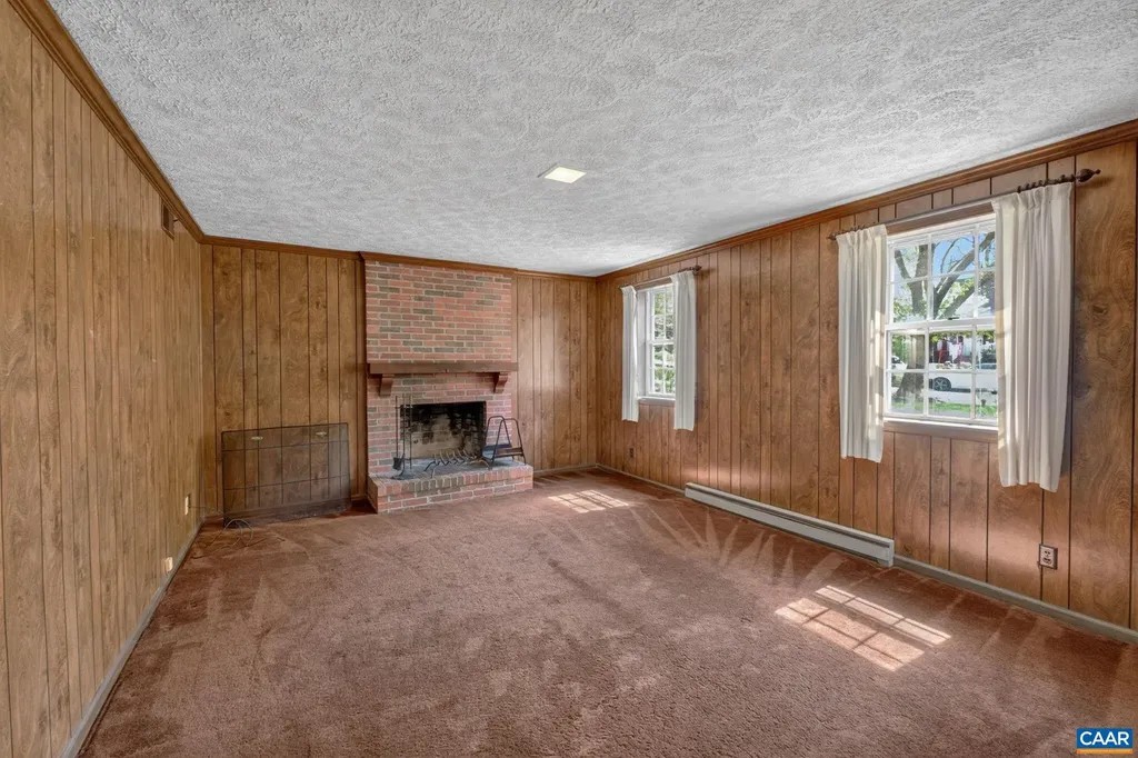 1610 Redwing Lane Charlottesville VA 22911