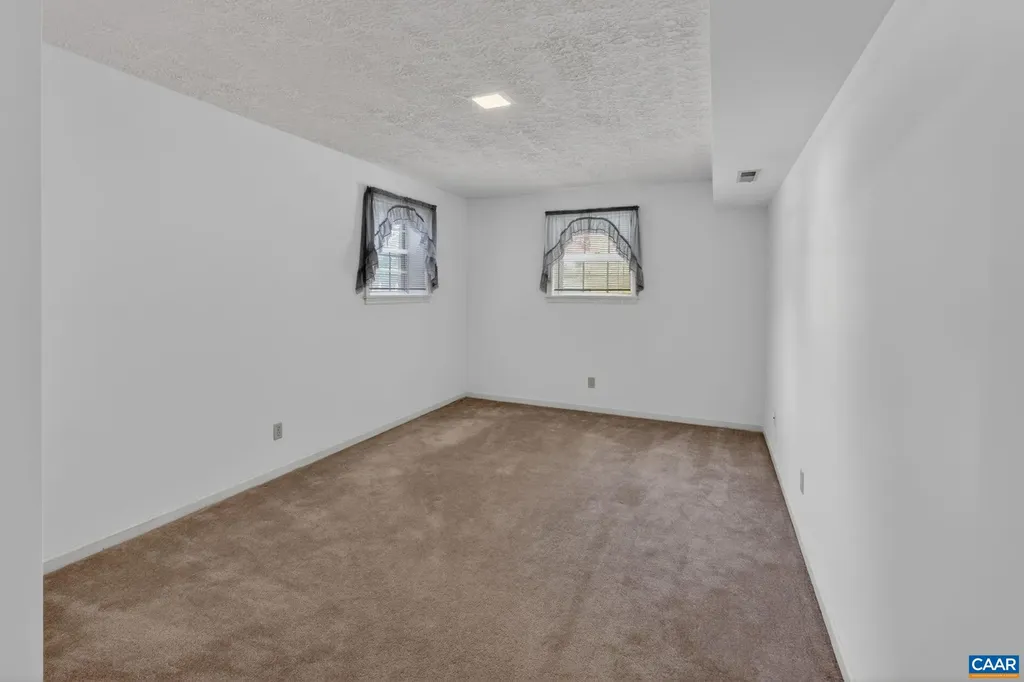1610 Redwing Lane Charlottesville VA 22911