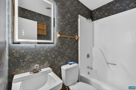 1610 Redwing Lane Charlottesville VA 22911