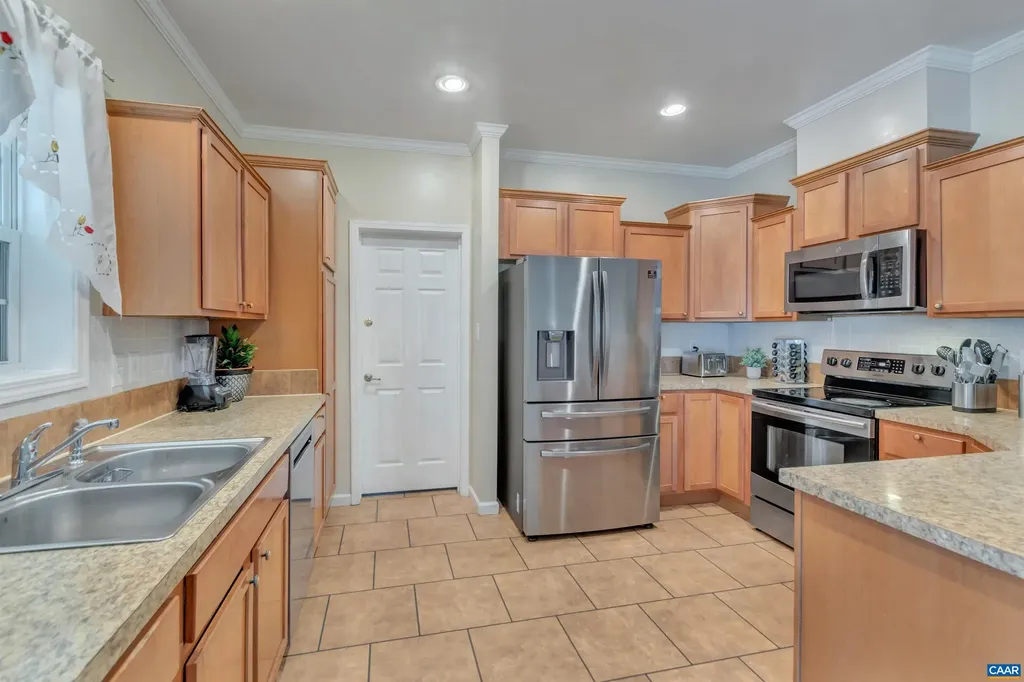 1006 Long Street Charlottesville VA 22901