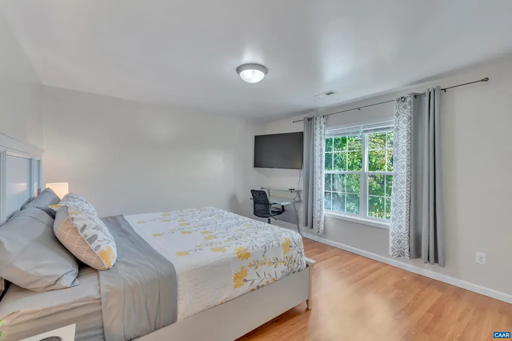 1006 Long Street Charlottesville VA 22901