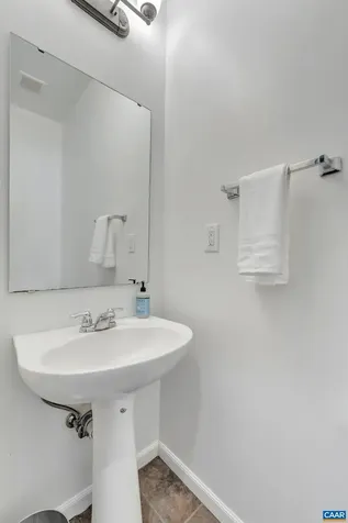1006 Long Street Charlottesville VA 22901