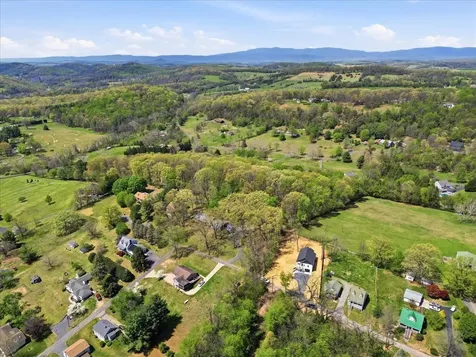 103 Hilltop Terrace Road Staunton VA 24401