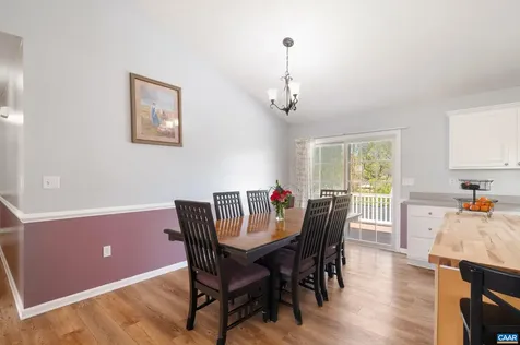 225 Mayfield Lane Waynesboro VA 22980
