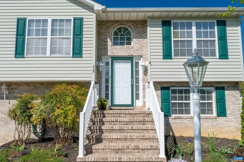 225 Mayfield Lane Waynesboro VA 22980
