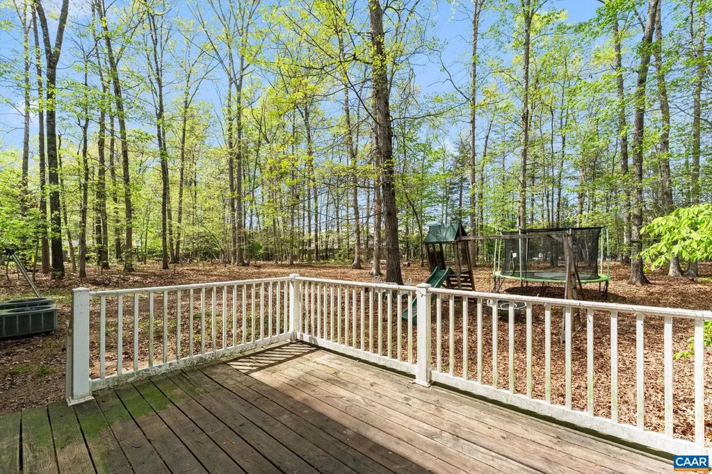 831 Jefferson Drive Palmyra VA 22963