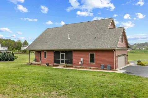 2390 Tinkling Spring Road Stuarts Draft VA 24477