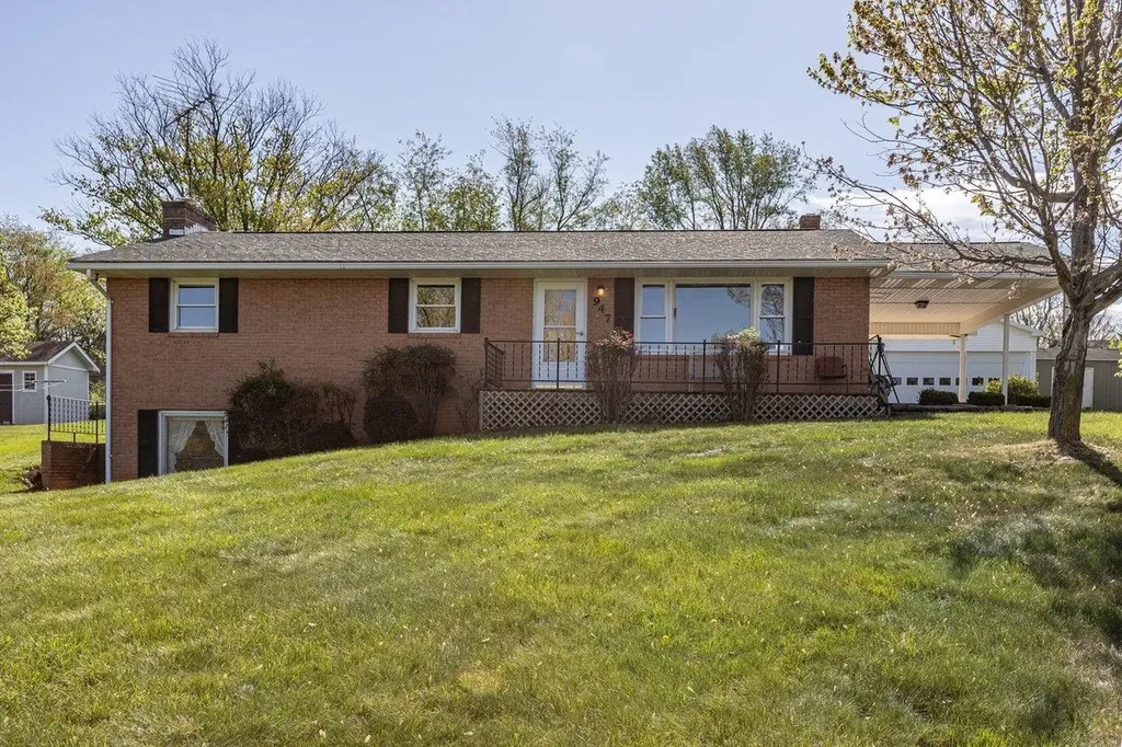 947 Greendale Road Harrisonburg VA 22801