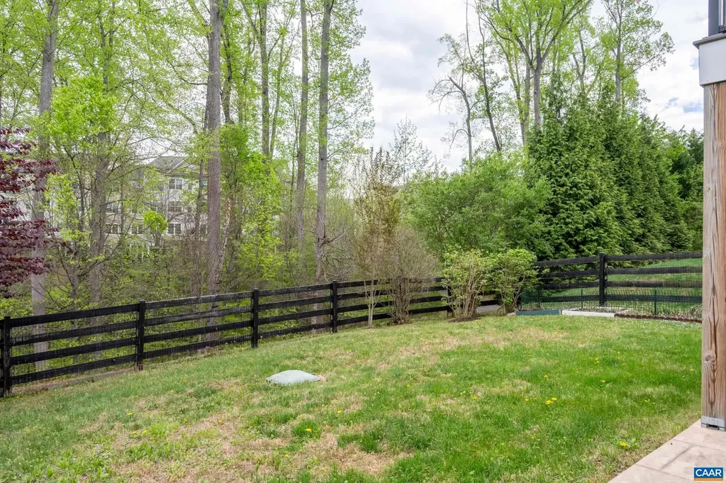 1238 Penfield Lane Charlottesville VA 22901