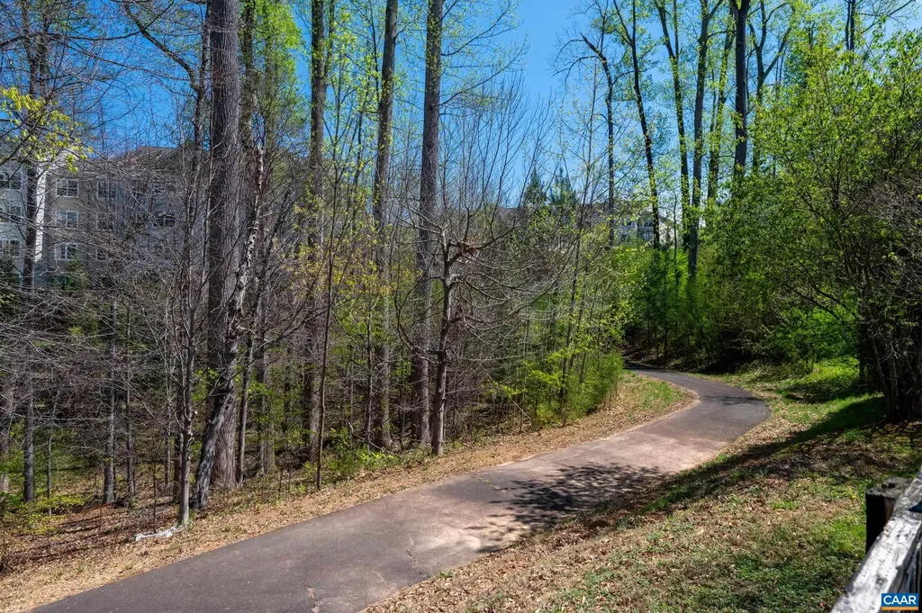 1238 Penfield Lane Charlottesville VA 22901