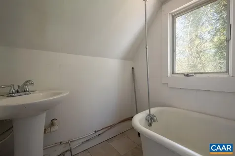 2401 Fontaine Avenue Charlottesville VA 22903