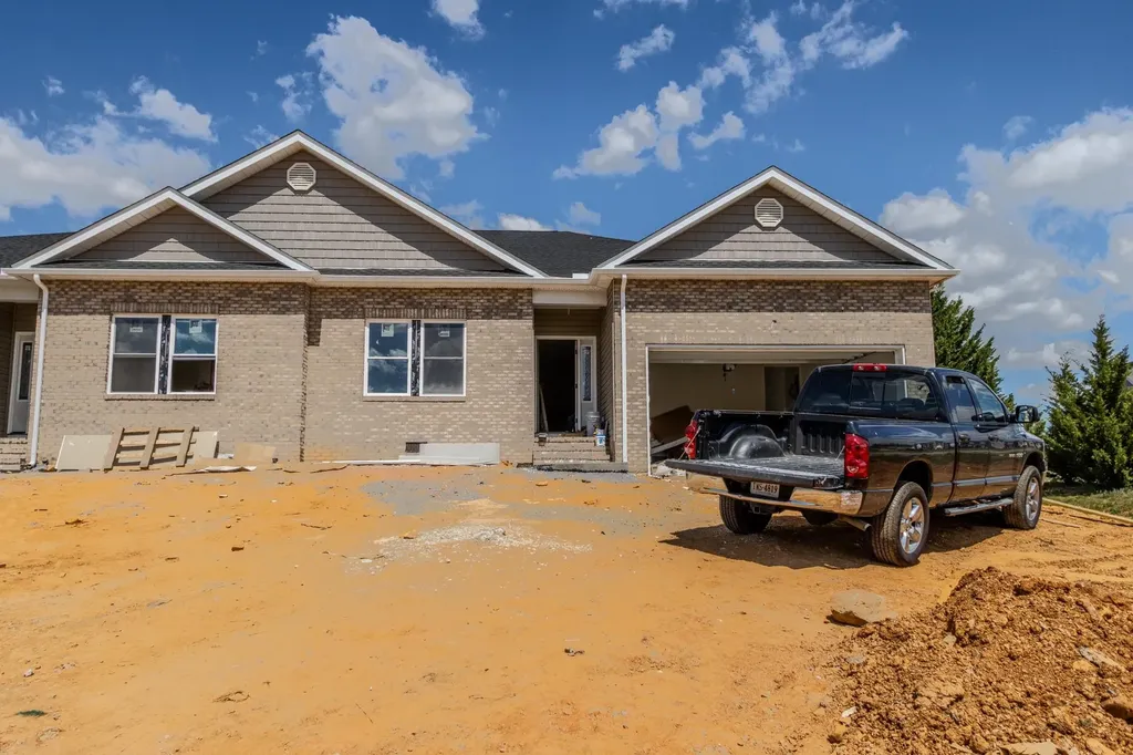 5 Meriwether Circle Stuarts Draft VA 24477