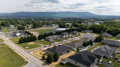 5 Meriwether Circle Stuarts Draft VA 24477