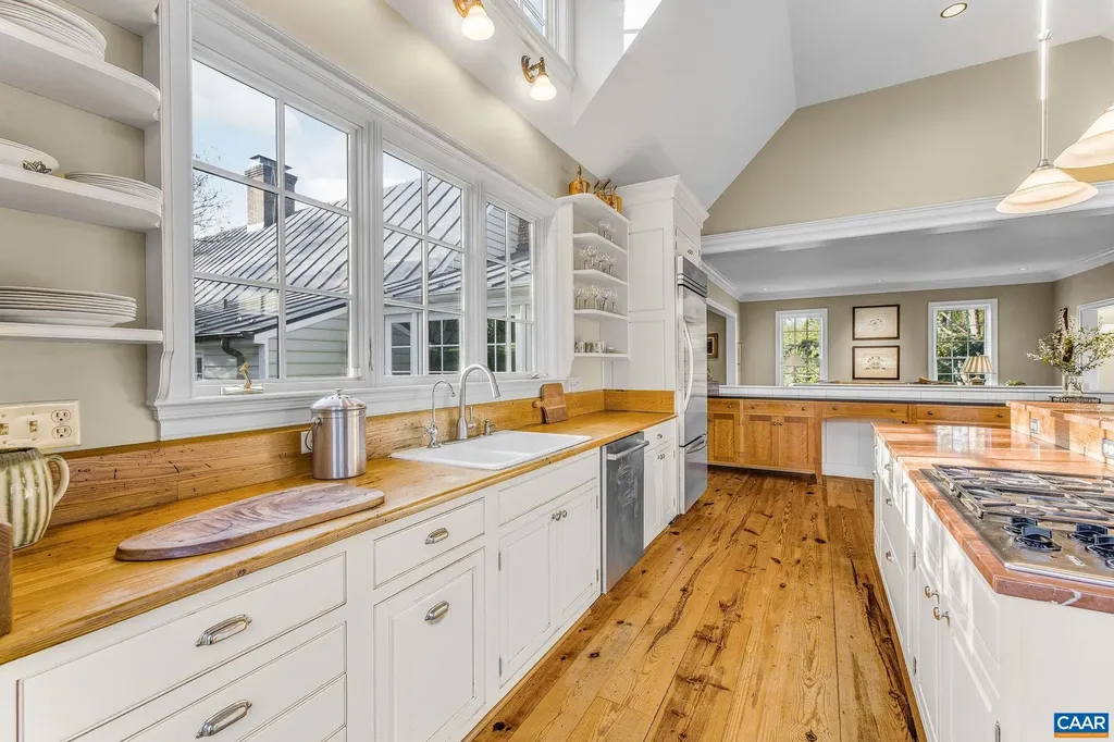 240 Broad Axe Road Charlottesville VA 22903