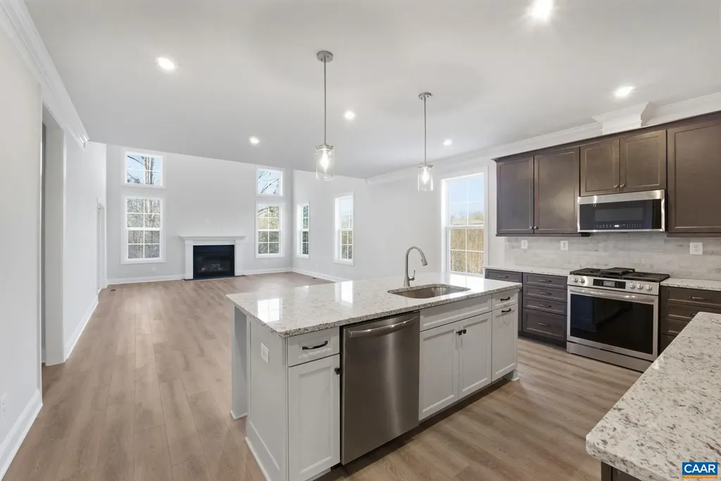 34B Ashlin Cove Charlottesville VA 22901