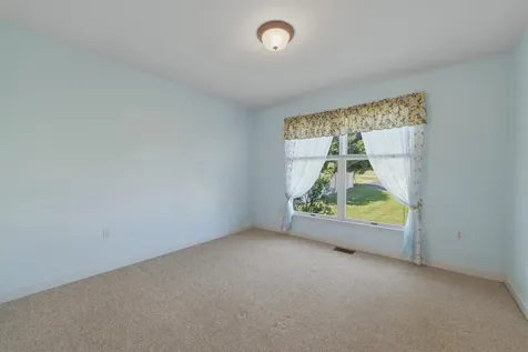 515 Hollingsworth Road Woodstock VA 22664