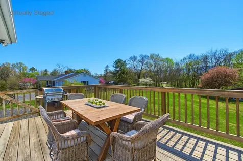 515 Hollingsworth Road Woodstock VA 22664