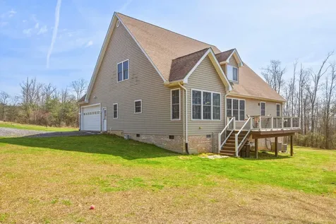 257 Hunter Road Maurertown VA 22644