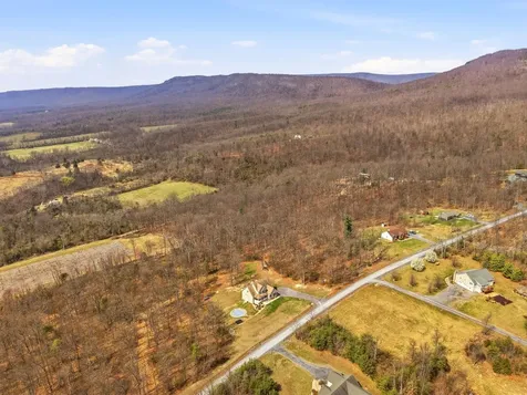 257 Hunter Road Maurertown VA 22644