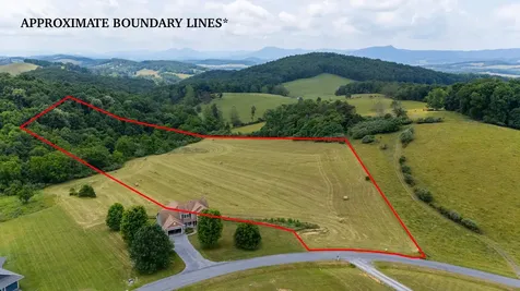 25 Koogler Trail Raphine VA 24472