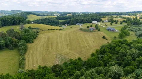 25 Koogler Trail Raphine VA 24472
