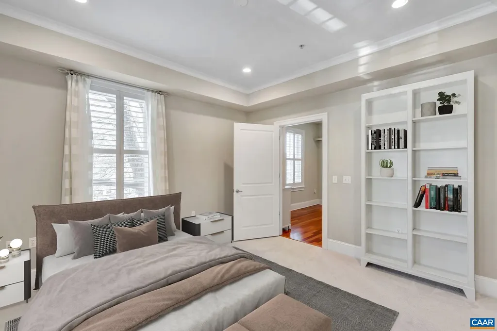 210 10th Street NE Charlottesville VA 22902