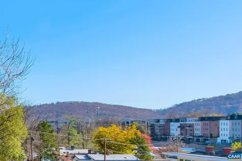 210 10th Street NE Charlottesville VA 22902